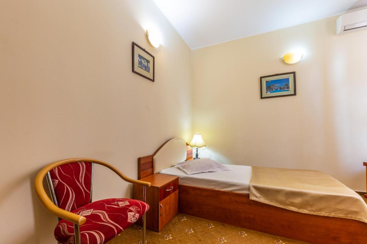 Hotel Amphitryon Bucarest